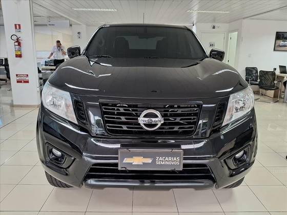 NISSAN FRONTIER 2018