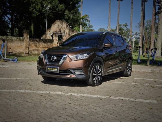 NISSAN KICKS 2020