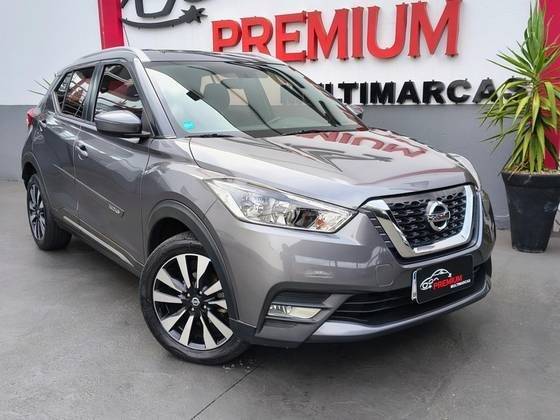 NISSAN KICKS 2017