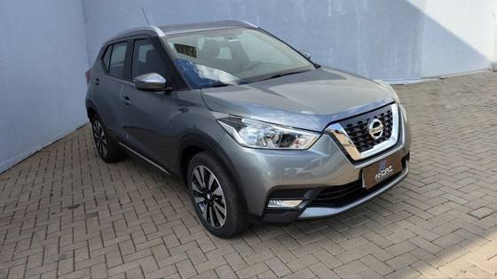NISSAN KICKS 2018