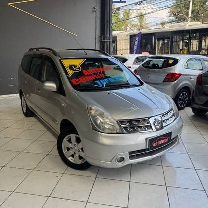 NISSAN LIVINA 2012