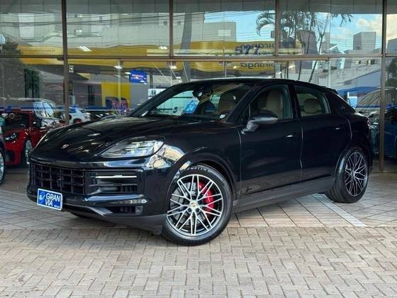 PORSCHE CAYENNE 2024