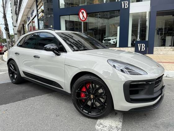 PORSCHE MACAN 2024