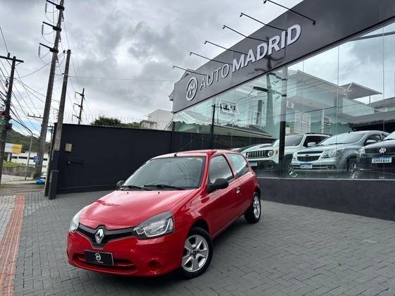 RENAULT CLIO 2014