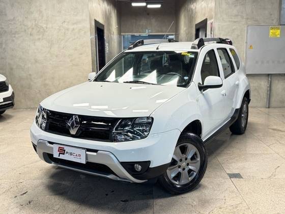 RENAULT DUSTER 2018
