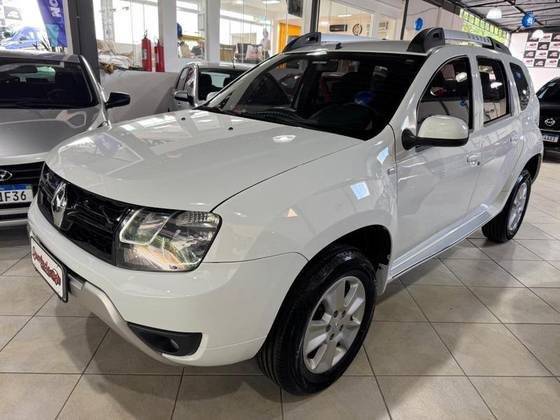 RENAULT DUSTER 2017