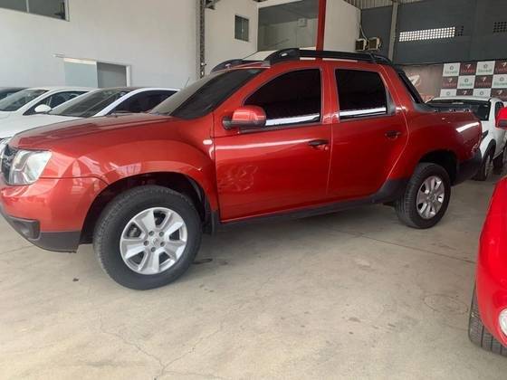 RENAULT DUSTER OROCH 2016