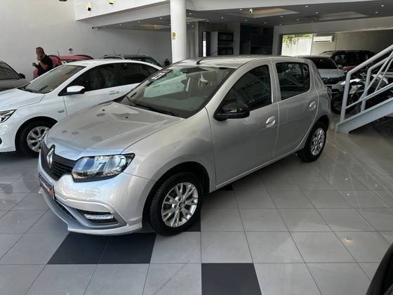 RENAULT SANDERO 2023