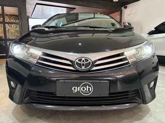 TOYOTA COROLLA 2015