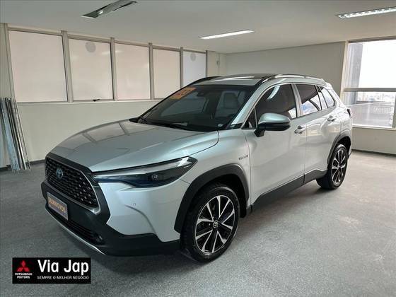 TOYOTA COROLLA CROSS 2023