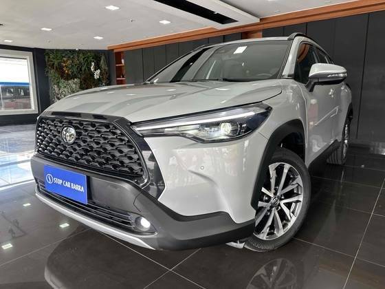 TOYOTA COROLLA CROSS 2024