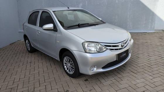 TOYOTA ETIOS 2014