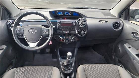 TOYOTA ETIOS 2020