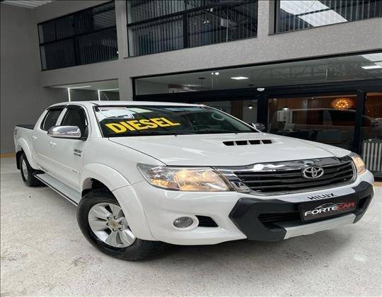 TOYOTA HILUX 2013