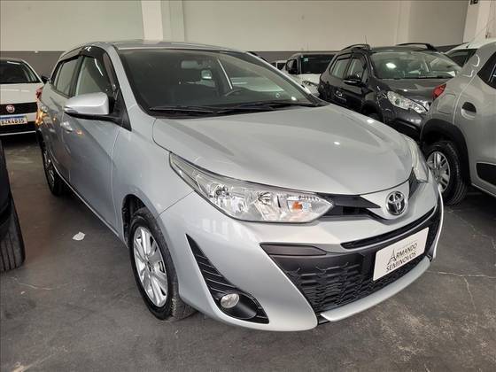 TOYOTA YARIS 2019