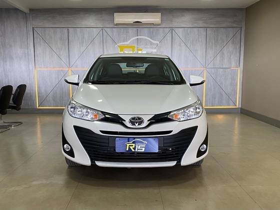 TOYOTA YARIS 2019