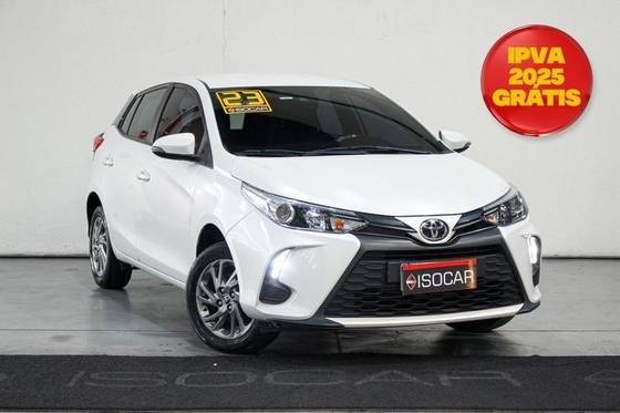 TOYOTA YARIS 2023