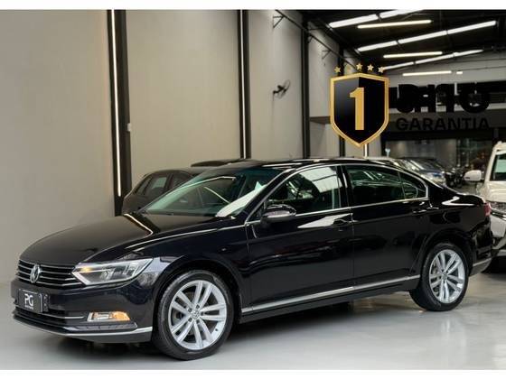 VOLKSWAGEN PASSAT 2016