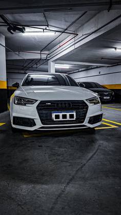 AUDI A4 2018