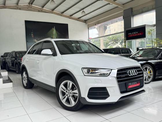 AUDI Q3 2016