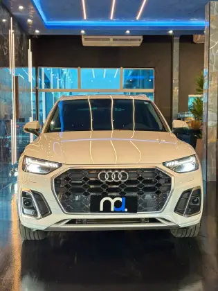 AUDI Q5 2021