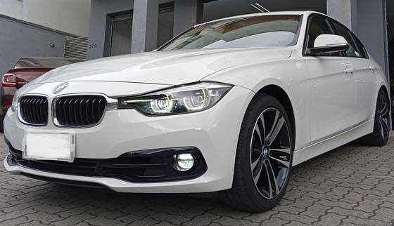 BMW 320i 2018