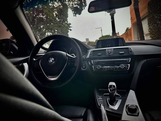 BMW 320i 2017