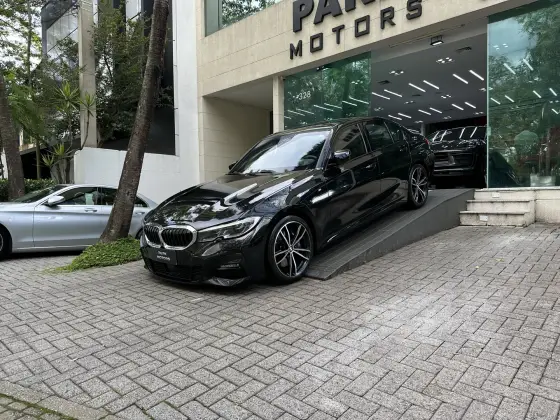 BMW 330i 2021