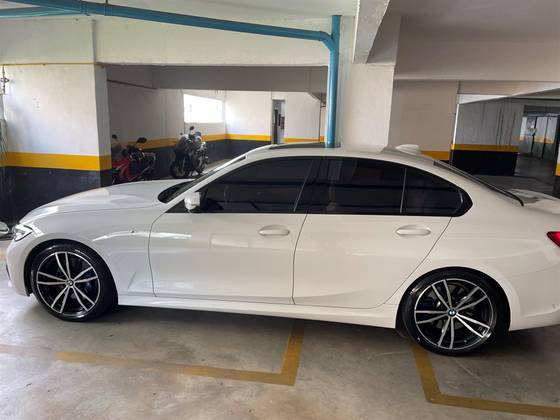BMW 330i 2020
