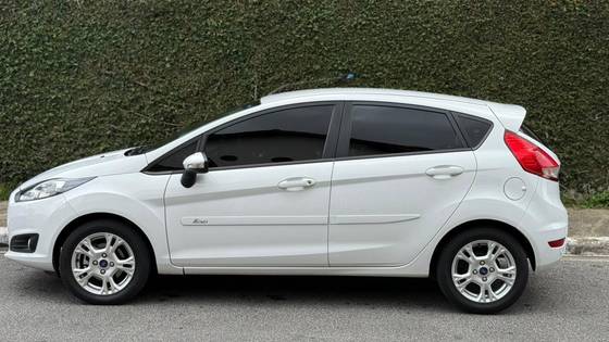 FORD FIESTA 2016