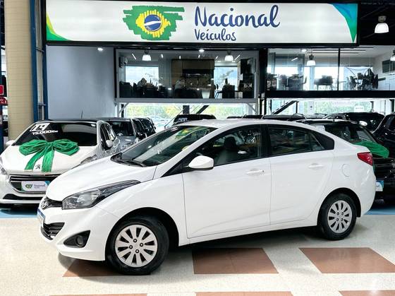 HYUNDAI HB20S 2015