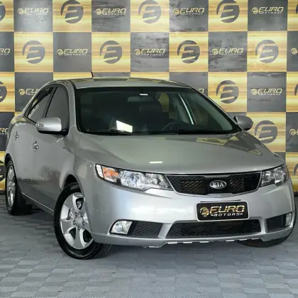 KIA CERATO 2010