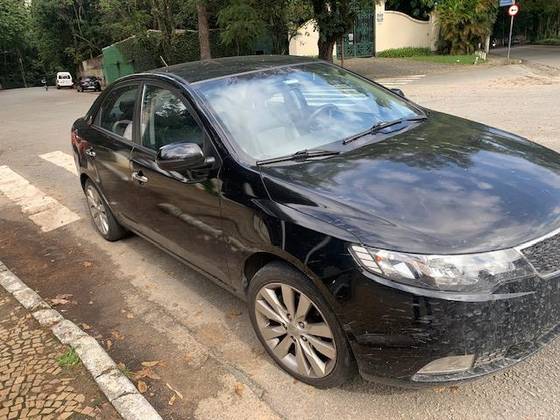 KIA CERATO 2011