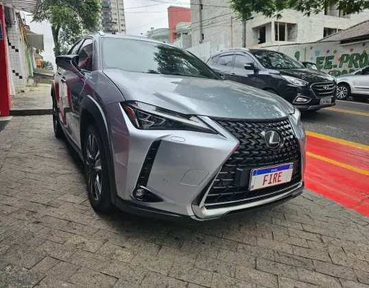 LEXUS UX 250h 2023