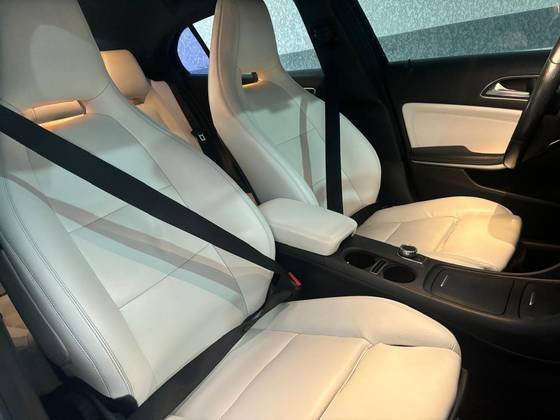 MERCEDES-BENZ CLA 180 2018