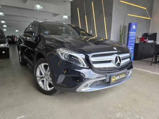 MERCEDES-BENZ GLA 250 2016