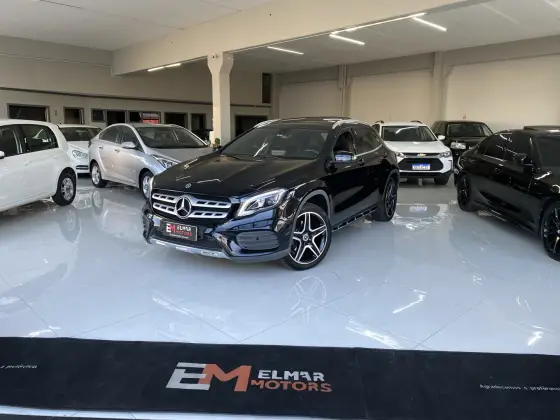 MERCEDES-BENZ GLA 250 2019