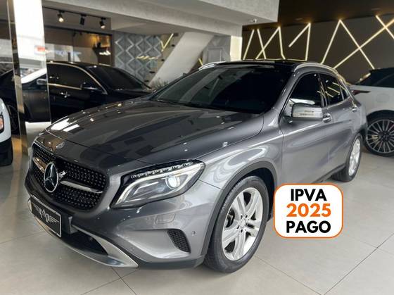 MERCEDES-BENZ GLA 250 2015