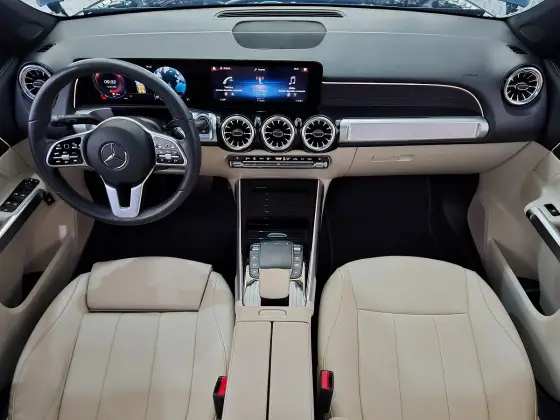 MERCEDES-BENZ GLB 200 2022