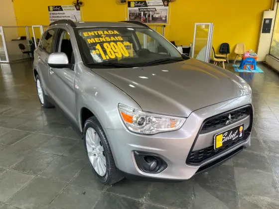 MITSUBISHI ASX 2016