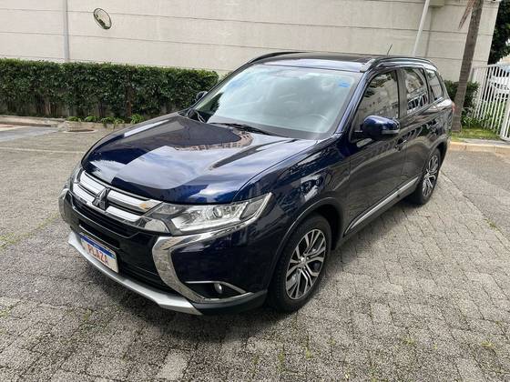 MITSUBISHI OUTLANDER 2016