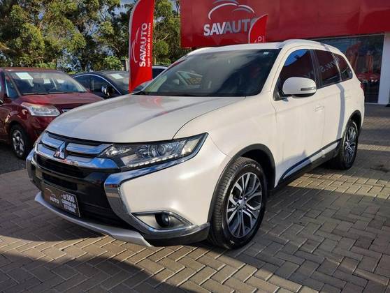 MITSUBISHI OUTLANDER 2017