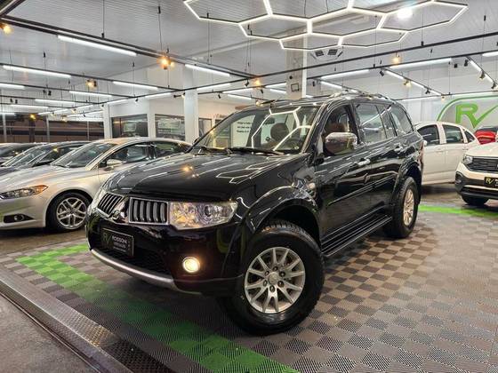 MITSUBISHI PAJERO DAKAR 2010