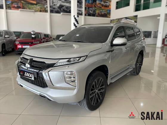 MITSUBISHI PAJERO SPORT 2024