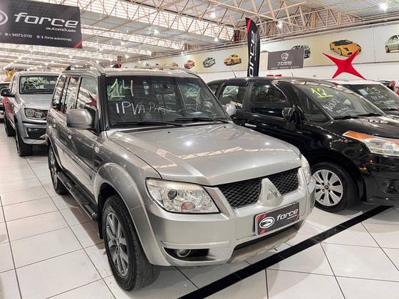 MITSUBISHI PAJERO TR4 2014