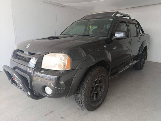 NISSAN FRONTIER 2004