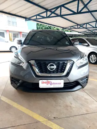 NISSAN KICKS 2019