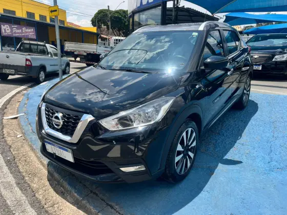 NISSAN KICKS 2019