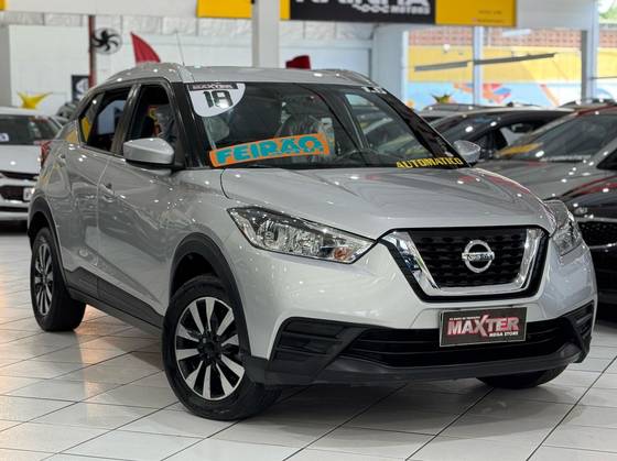NISSAN KICKS 2018