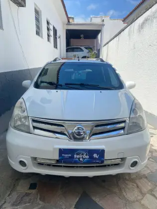 NISSAN LIVINA 2014